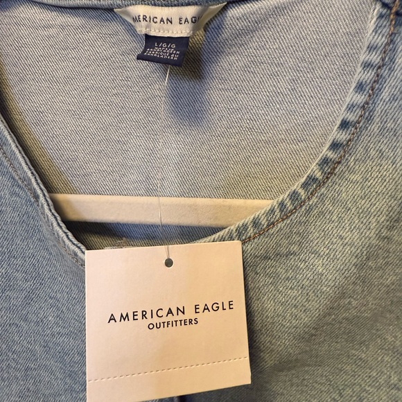 NWT American Eagle Outfitters Light Blue Denim Vest - Picture 4 of 5
